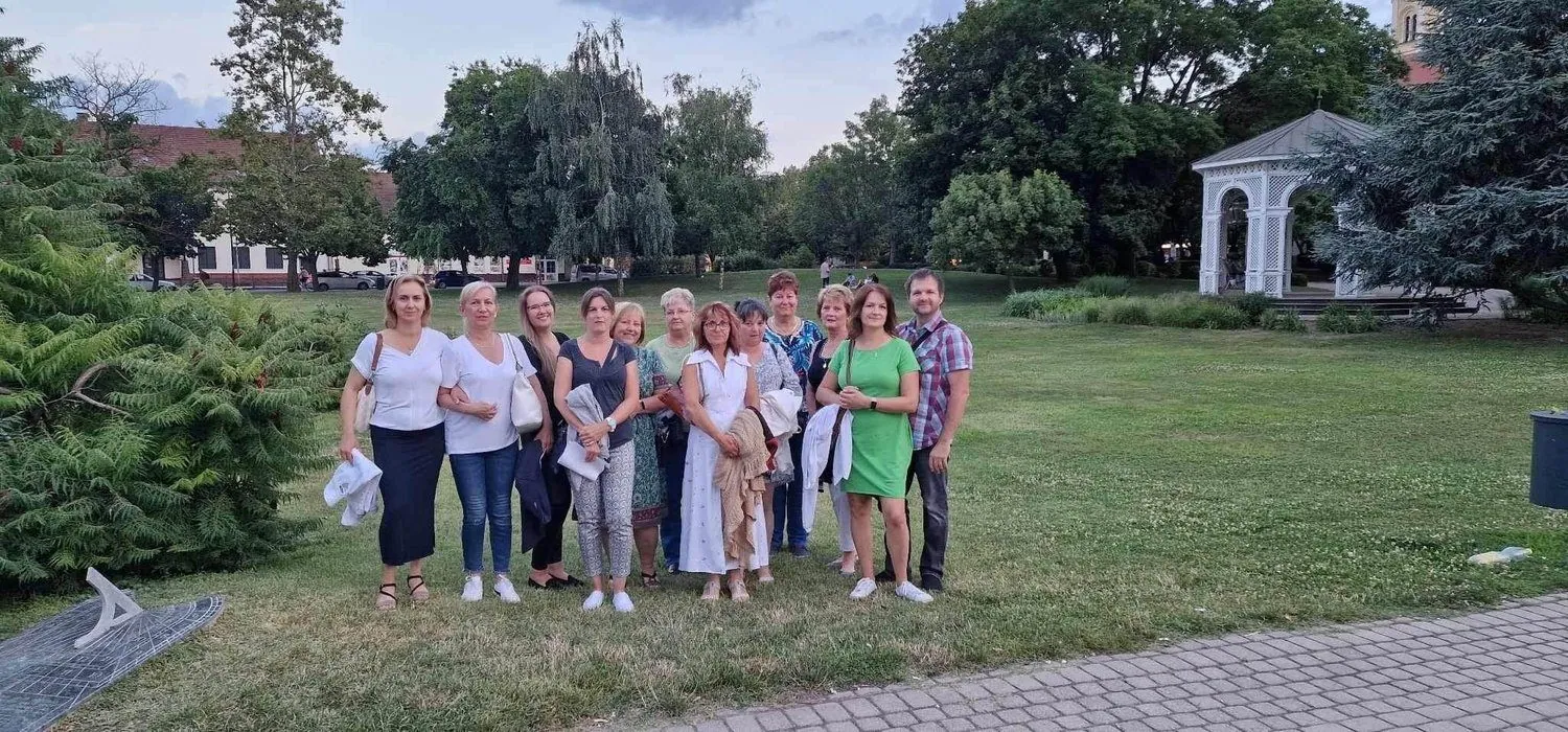 A gyógyszertár csapata egy közös kiránduláson